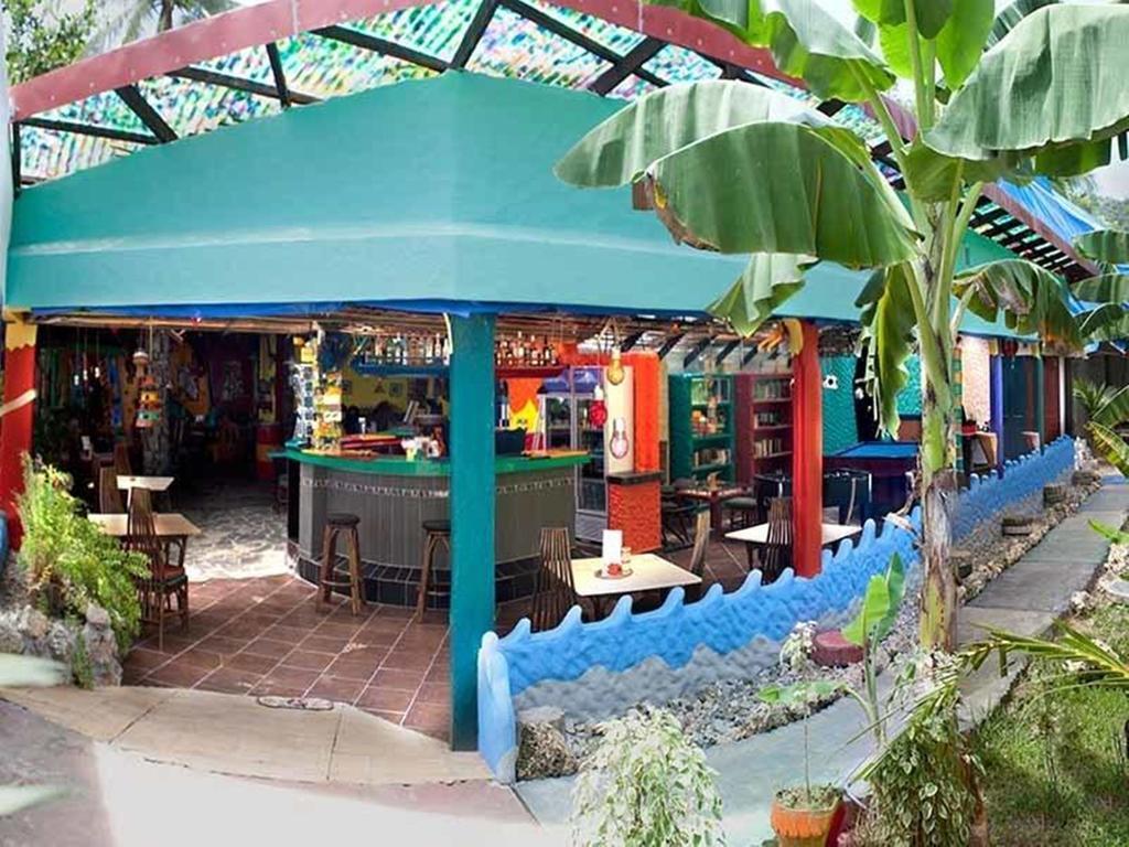 Takatuka Beach Resort Sipalay Ngoại thất bức ảnh