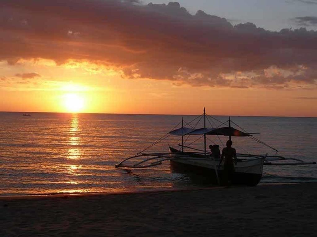 Takatuka Beach Resort Sipalay Ngoại thất bức ảnh